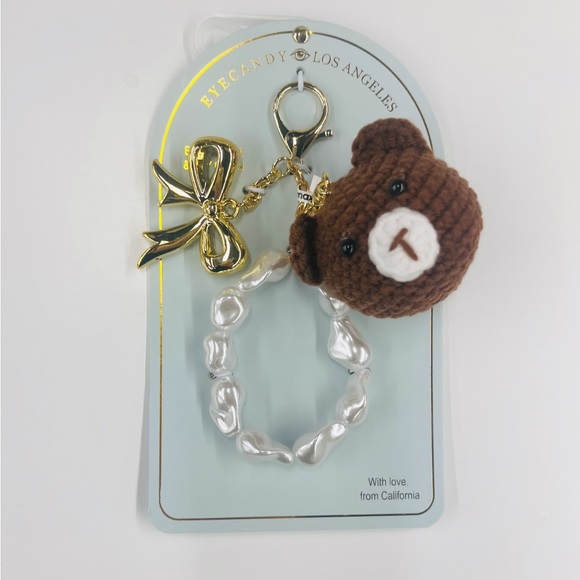 NWT ⚜️🧸⚜️ Eye Candy LA Adorable Bear, Bow, Pearls Key Chain Bag Charm - Picture 1 of 6